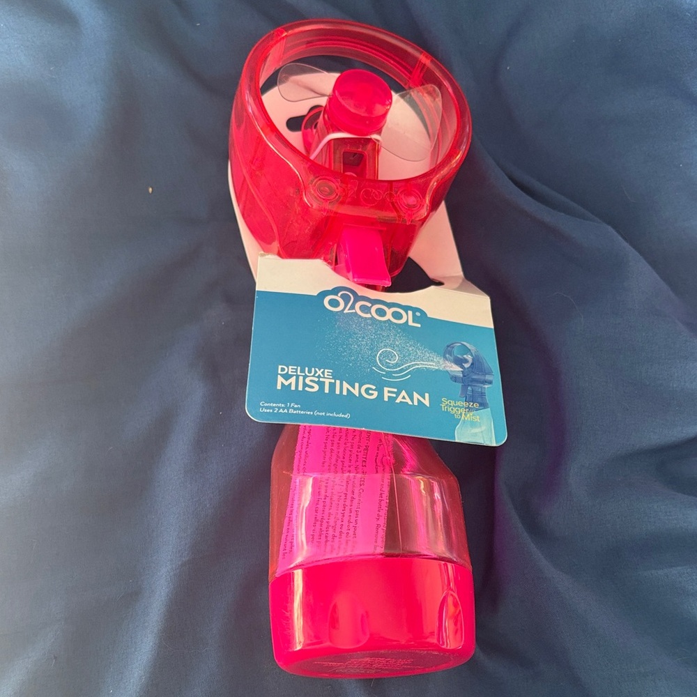 O2Cool Deluxe Misting Fan in Pink